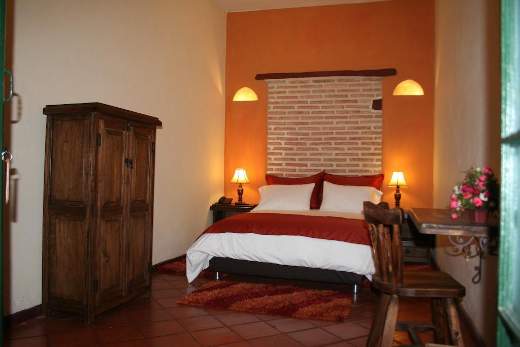 La Posada Del Angel Zipaquira Phòng bức ảnh
